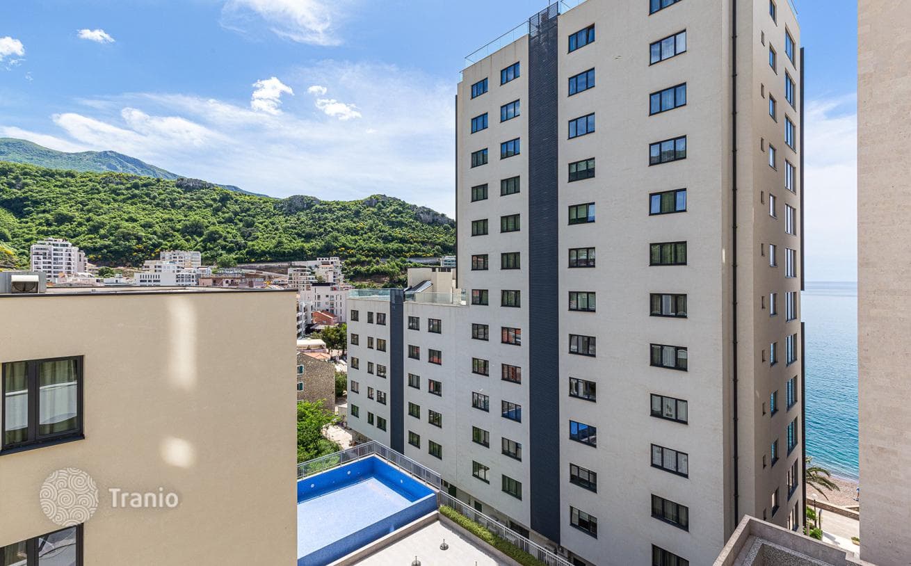 1-Bedroom Apartment with Sea View in Rafailovici, Budva