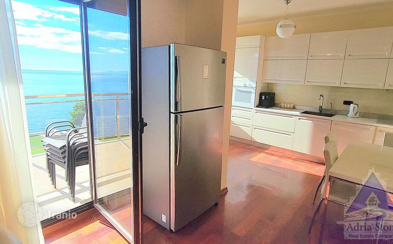 1-Bedroom Apartment with Sea View in Komoševina, Budva, photo 2