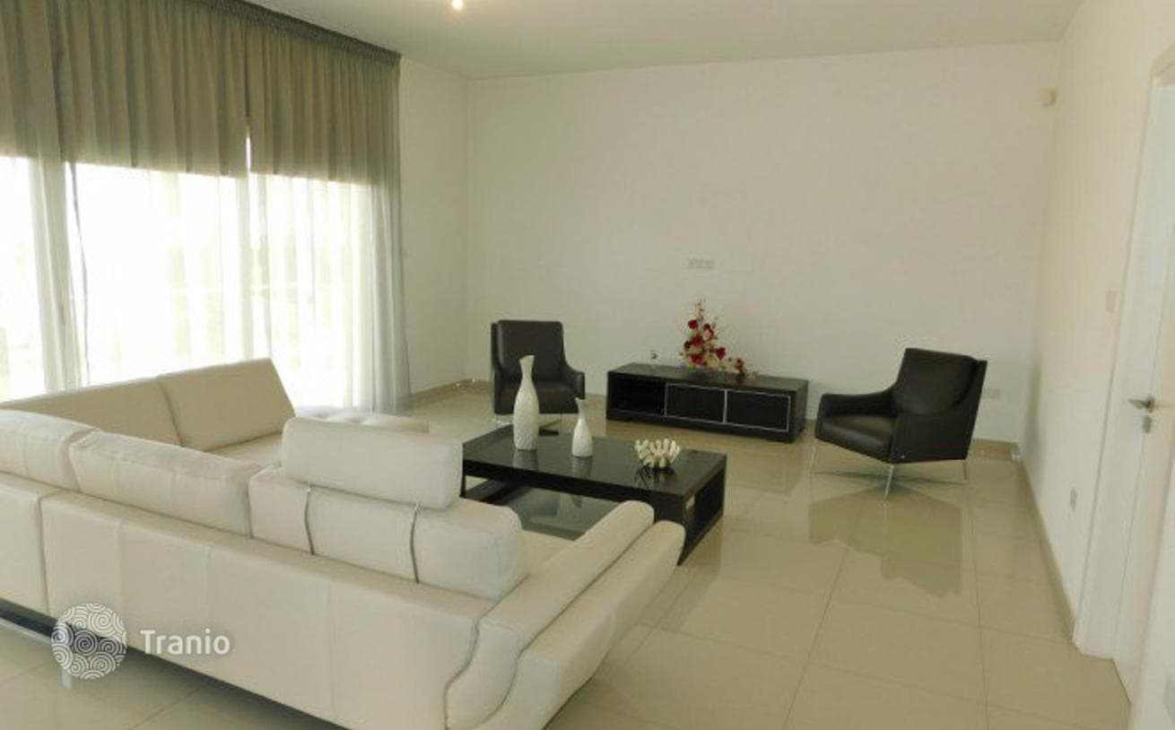 3-Bedroom Villa with Sea Proximity in Kissonerga, Paphos