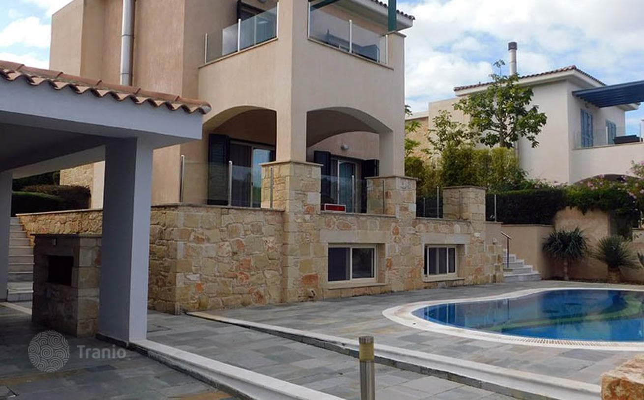 2-Bedroom Villa with Sea and Mountain Views in Lachi, Paphos