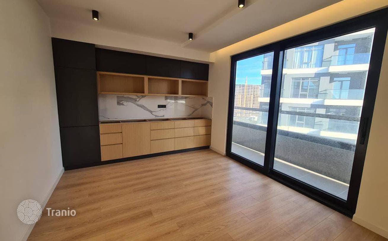 3-Bedroom Apartment with Shared Pool in Batumi, photo 4