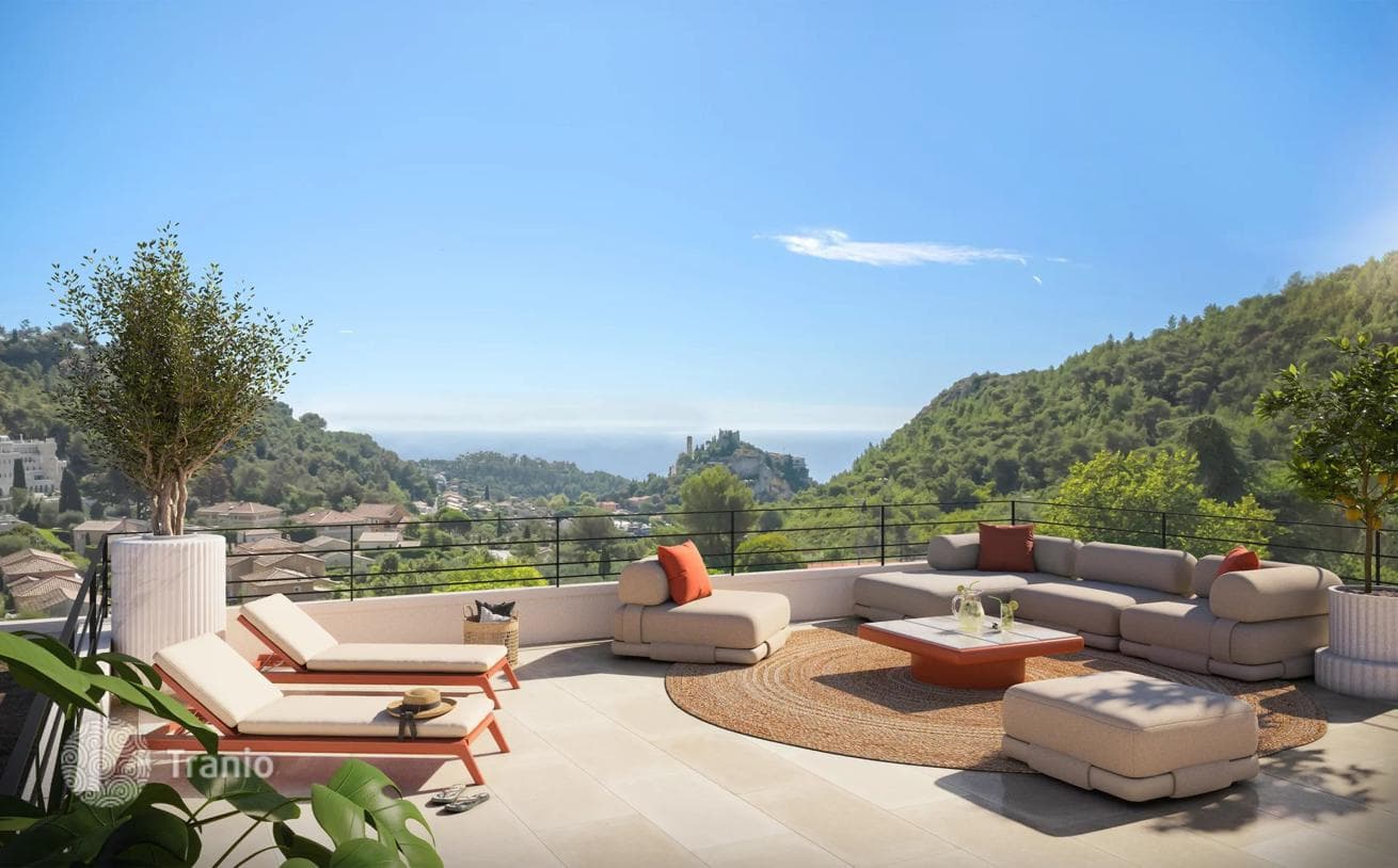 3-Bedroom Penthouse with Roof Terrace in Eze, photo 5