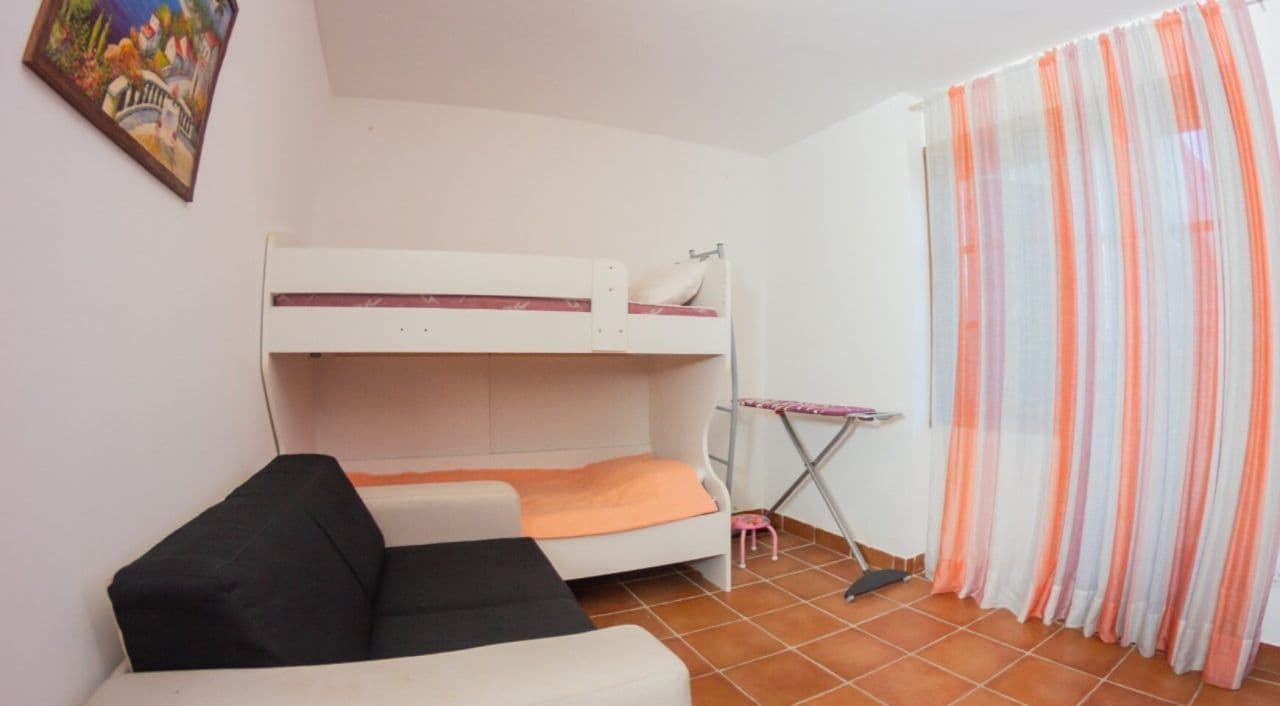 2-Bedroom Apartment in Kostanjica, photo 5