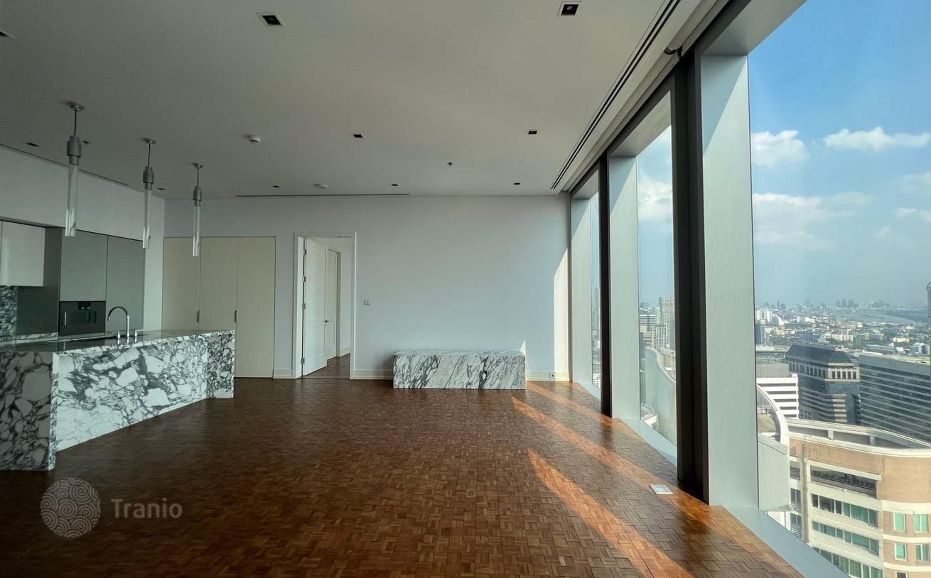 2-Bedroom Condo in Bang Rak, Bangkok, photo 5