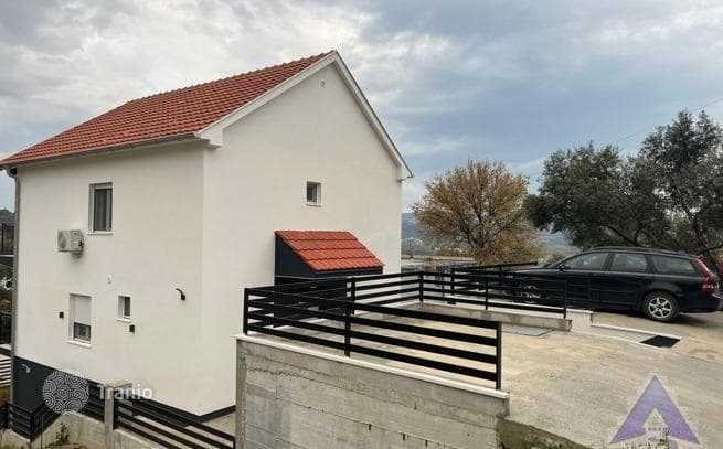 3-Bedroom House in Kotor, photo 2
