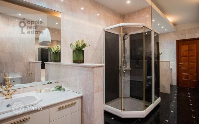 3-Bedroom Apartment with Designer Finishes in Khamovniki, Moscow
