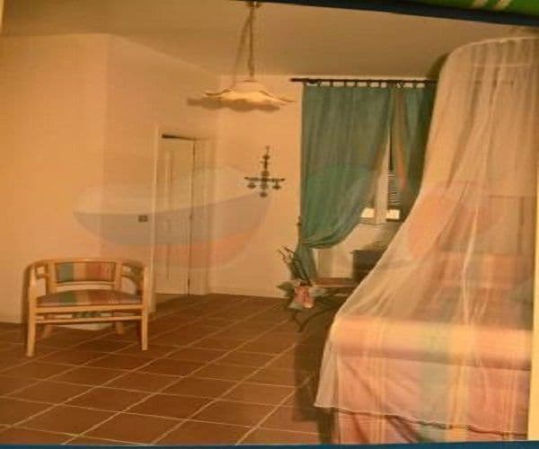 3-Bedroom Apartment in Ospedaletti, photo 3