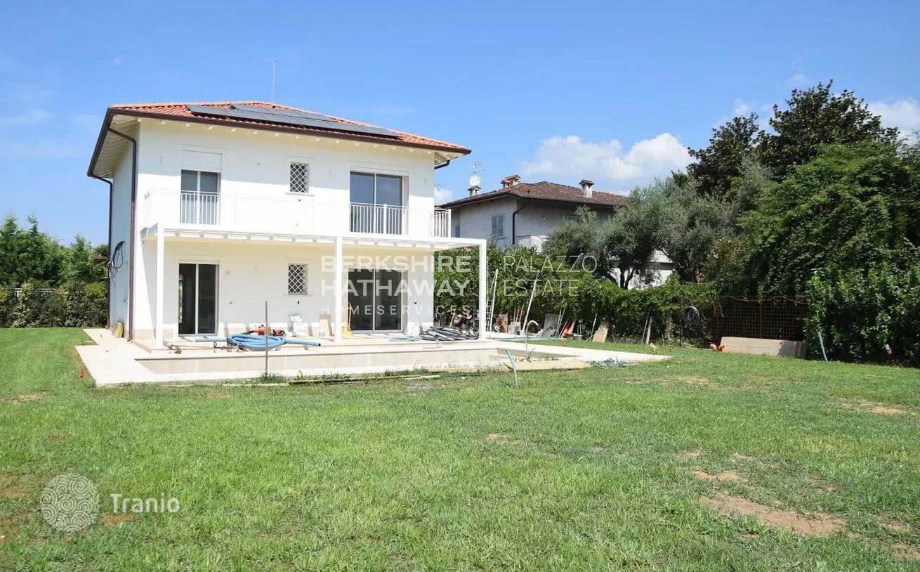 13-Room Villa in Pietrasante, Italy, photo 4