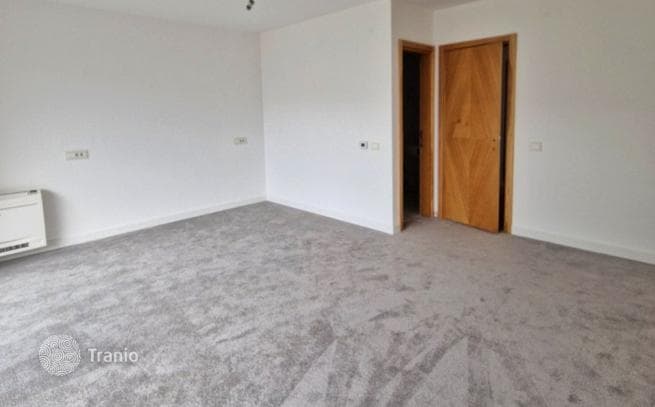 3-Bedroom Penthouse with Bay View in Dobrota, Kotor, photo 5