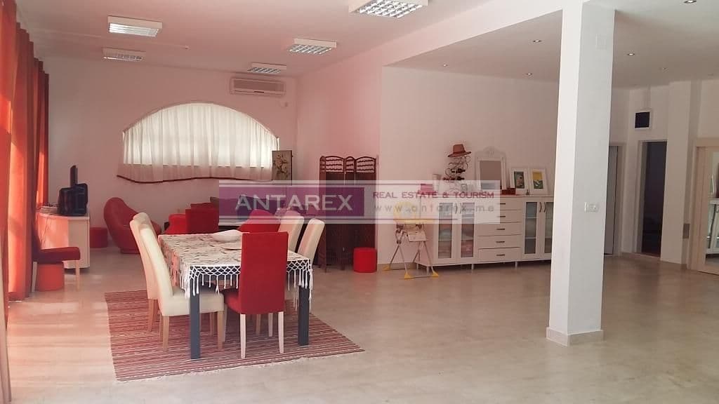 4-Room Apartment in Baosici, Montenegro, photo 4