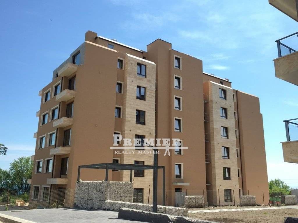 1-Bedroom Apartment in Varna, photo 5