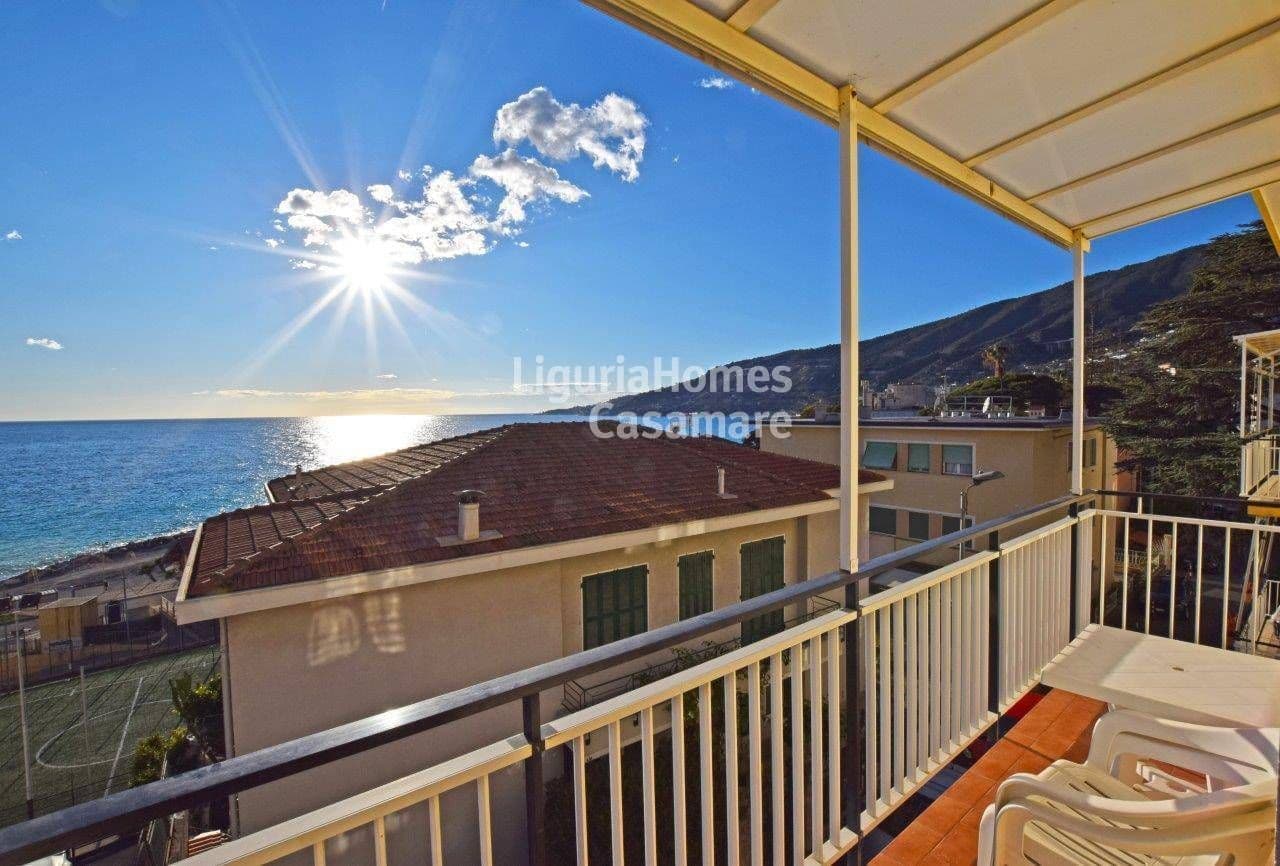 2-Bedroom Apartment in Ospedaletti