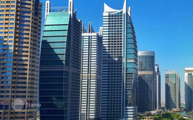 1-Bedroom Apartment with Lake View in Jumeirah Lake Towers, Dubai, photo 4