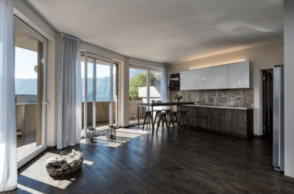 Апартаменты в Кампионе-д'Италия, Италия, 146 м², фото 2