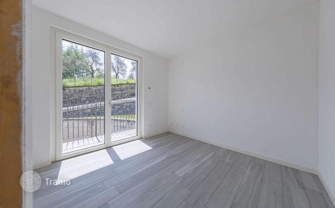 3-Bedroom Villa with Private Pool and Lake View in Lenno, Como, photo 2