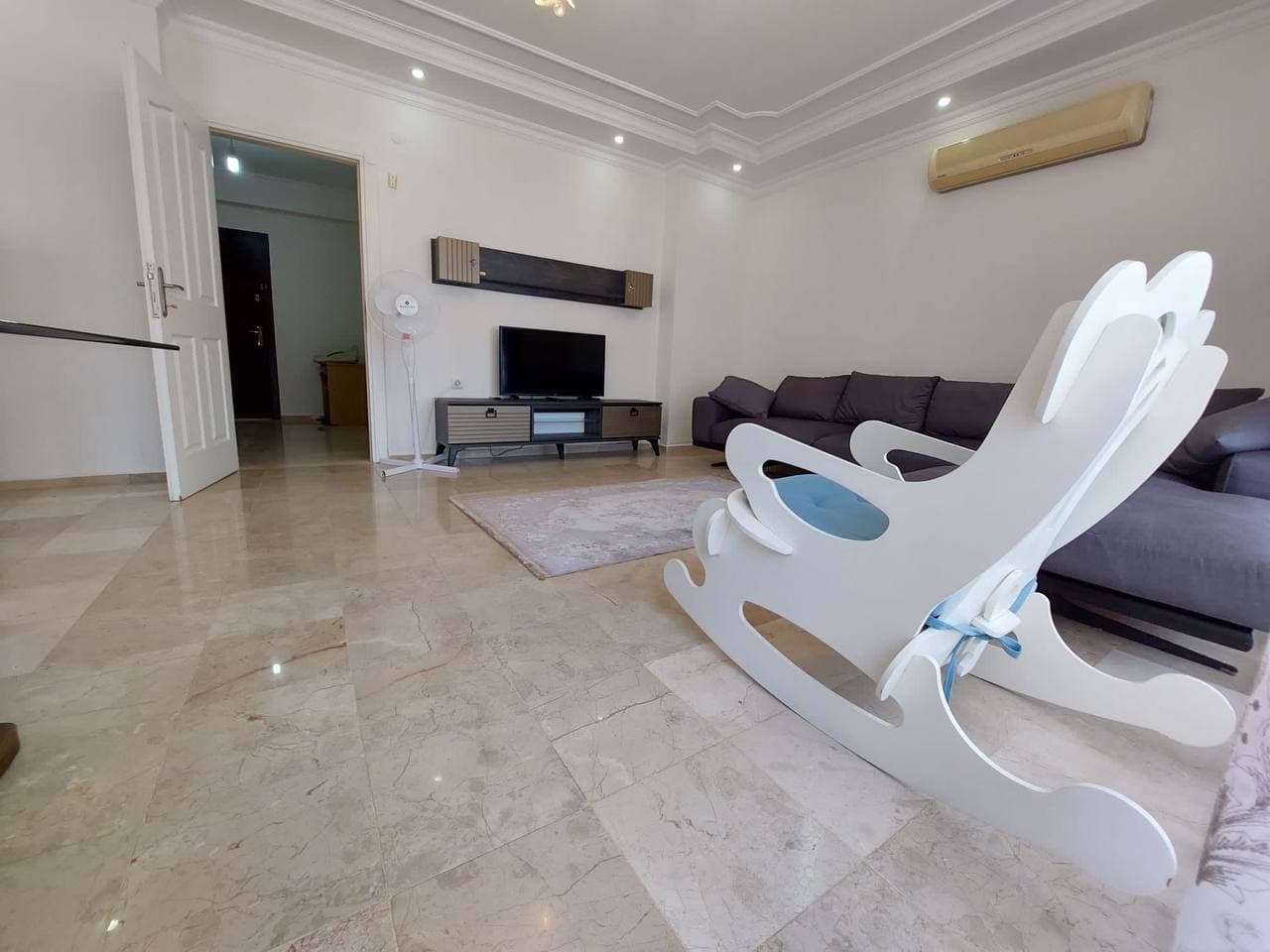 2-Bedroom (2+1) Apartment in Mahmutlar, Alanya, photo 2