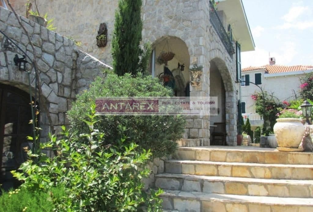 Апартаменты в Костанице, Черногория, 56 м², фото 5