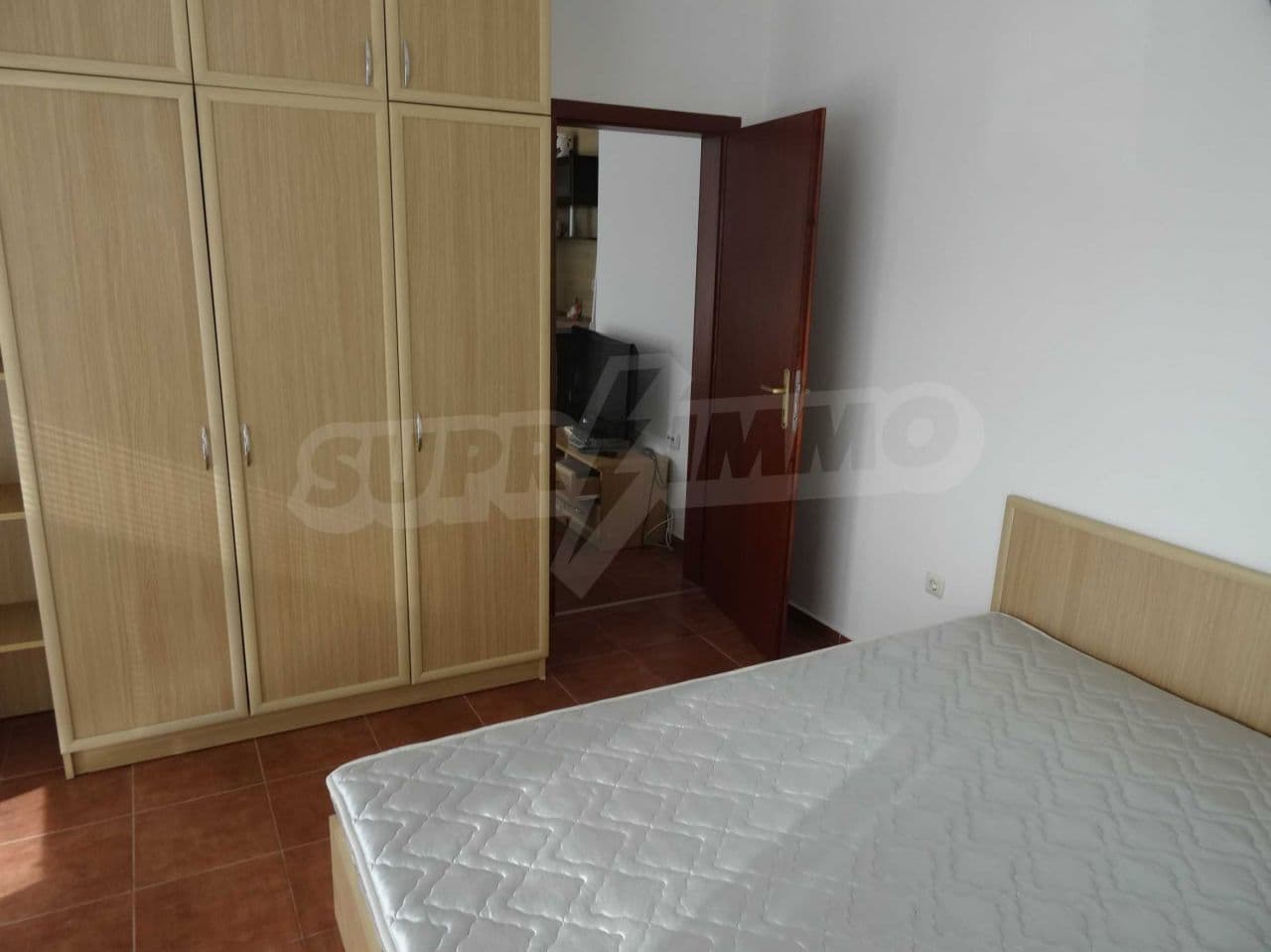 2-Bedroom Apartment in Kranevo, photo 5