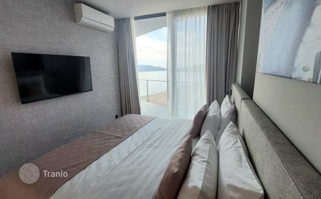1-Bedroom Apartment with Sea View in Rafailovici, Budva, photo 2