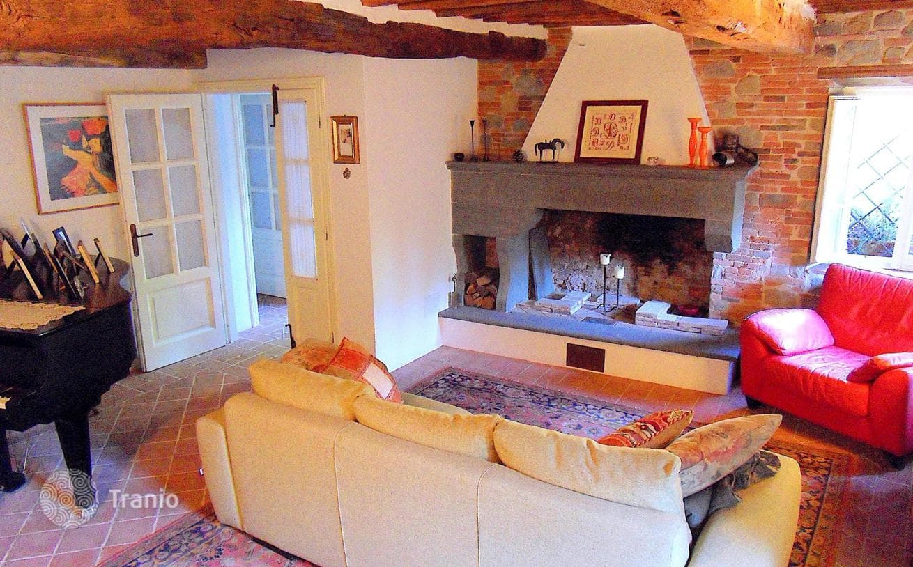 Historic Farmhouse in Capannori, Lucca, photo 5
