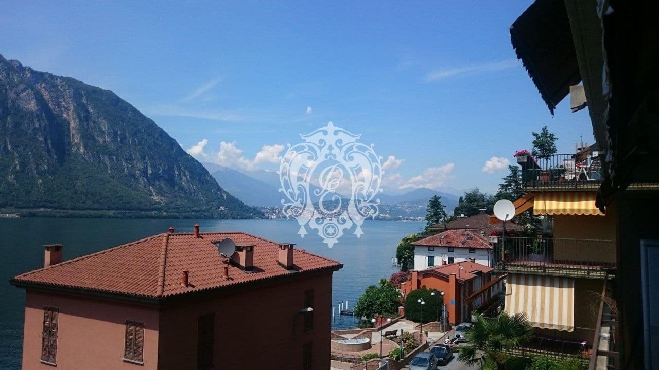 Квартира в Кампионе-д'Италия, Италия, 45 м², фото 2