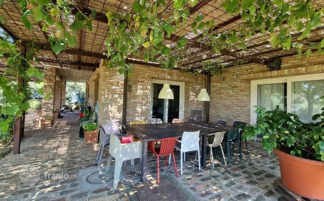 3-Bedroom Villa in Lucignano, Italy, photo 3