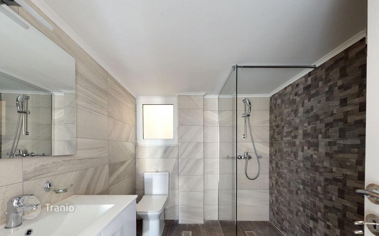 1-Bedroom Apartment Near the Sea in Piraeus, Athens, photo 3