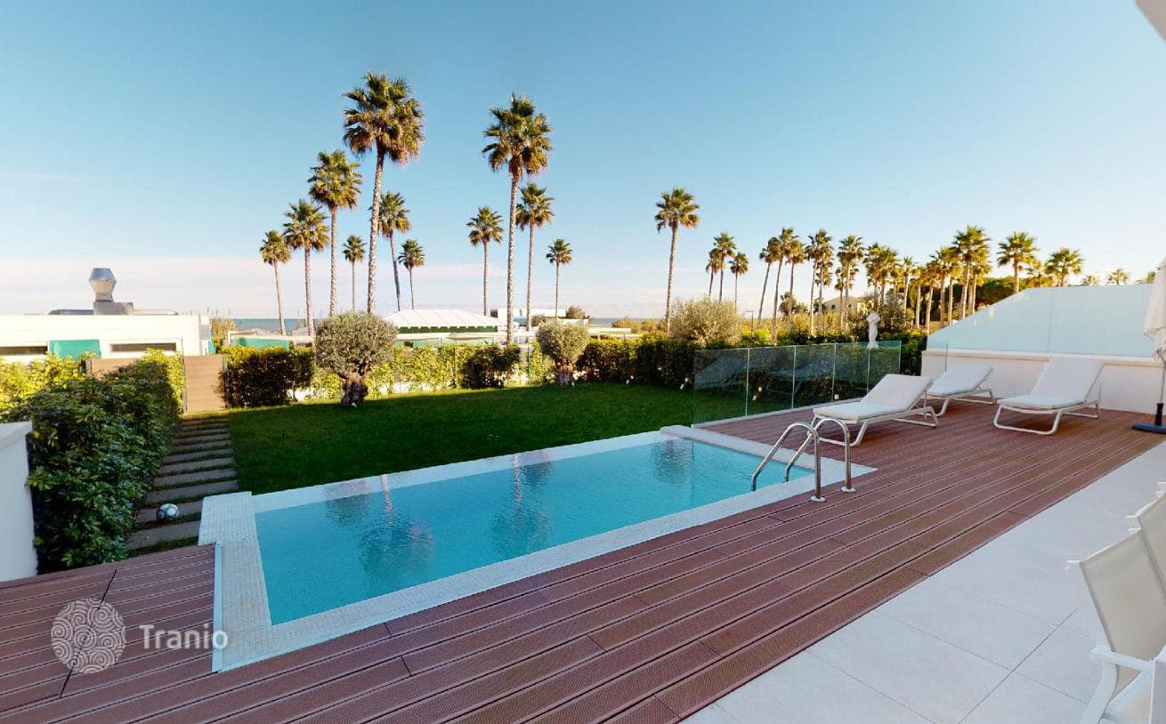 3-Bedroom Apartment with Private Pool and Garden on the Beach in Denia, photo 3