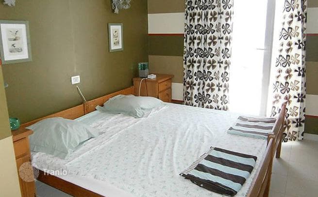 Spacious Beachfront House with Pool and Sea View in Split, photo 4