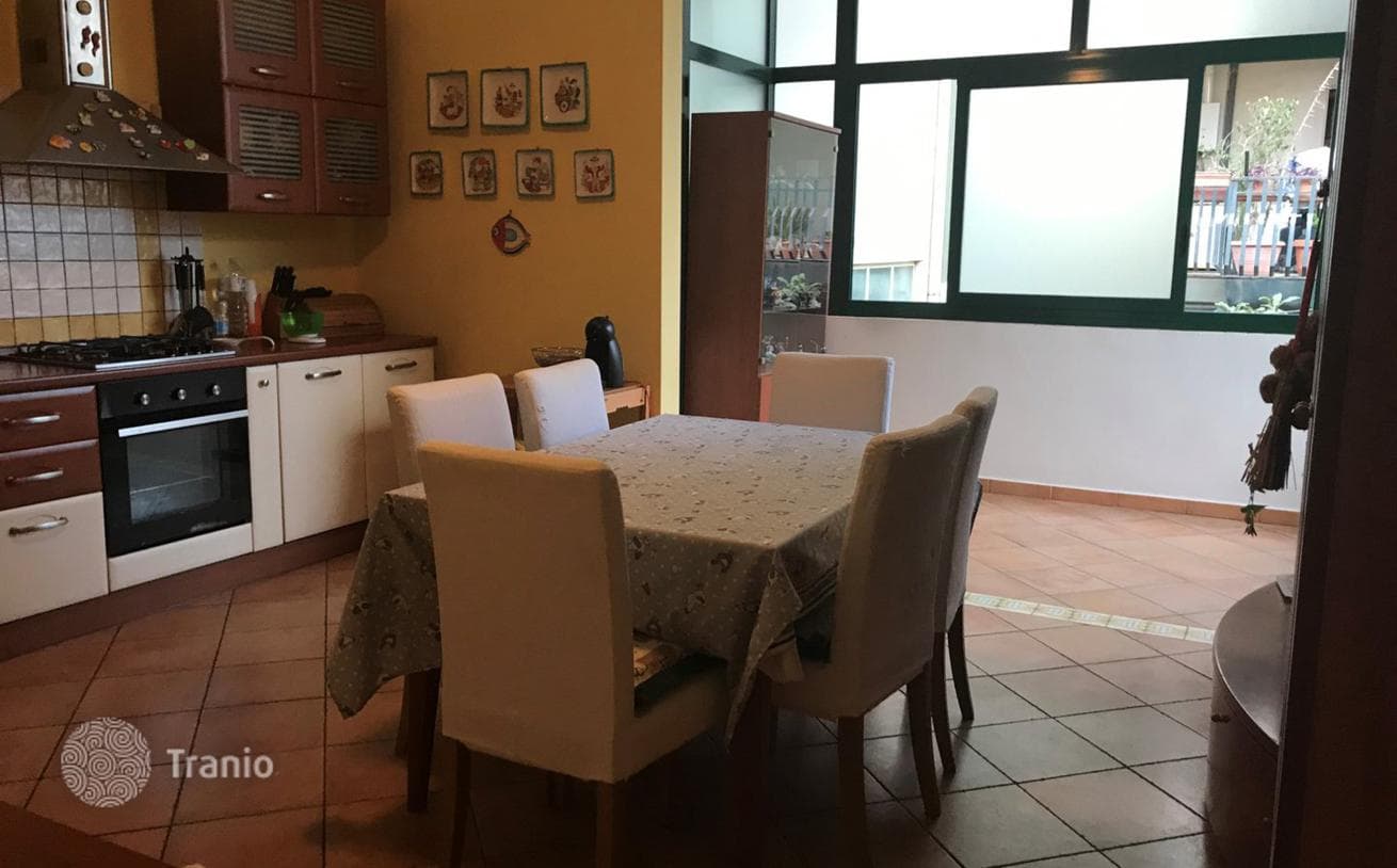 Townhouse with Garden and Terrace in Acireale, Sicily
