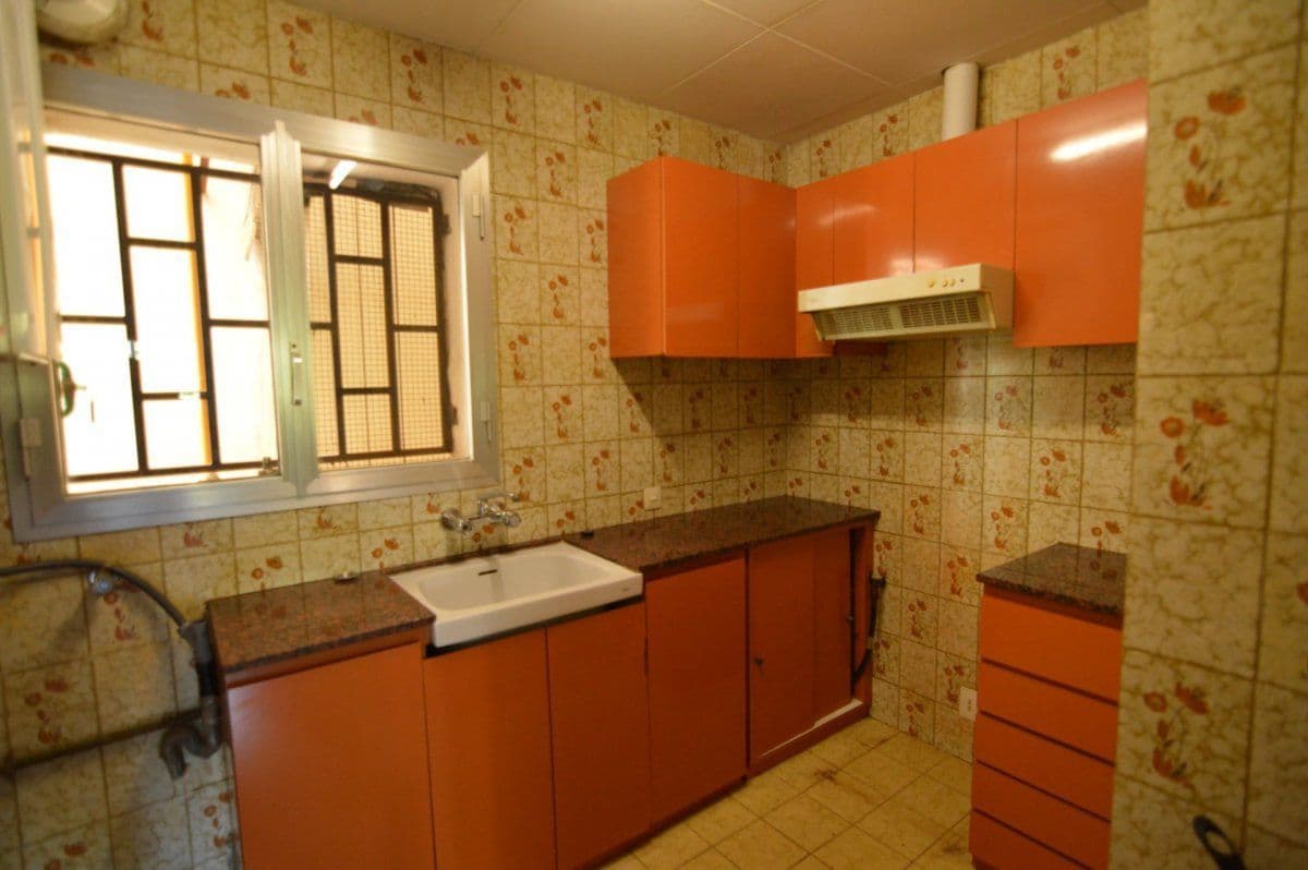 2-Bedroom Apartment in Barcelona, photo 5
