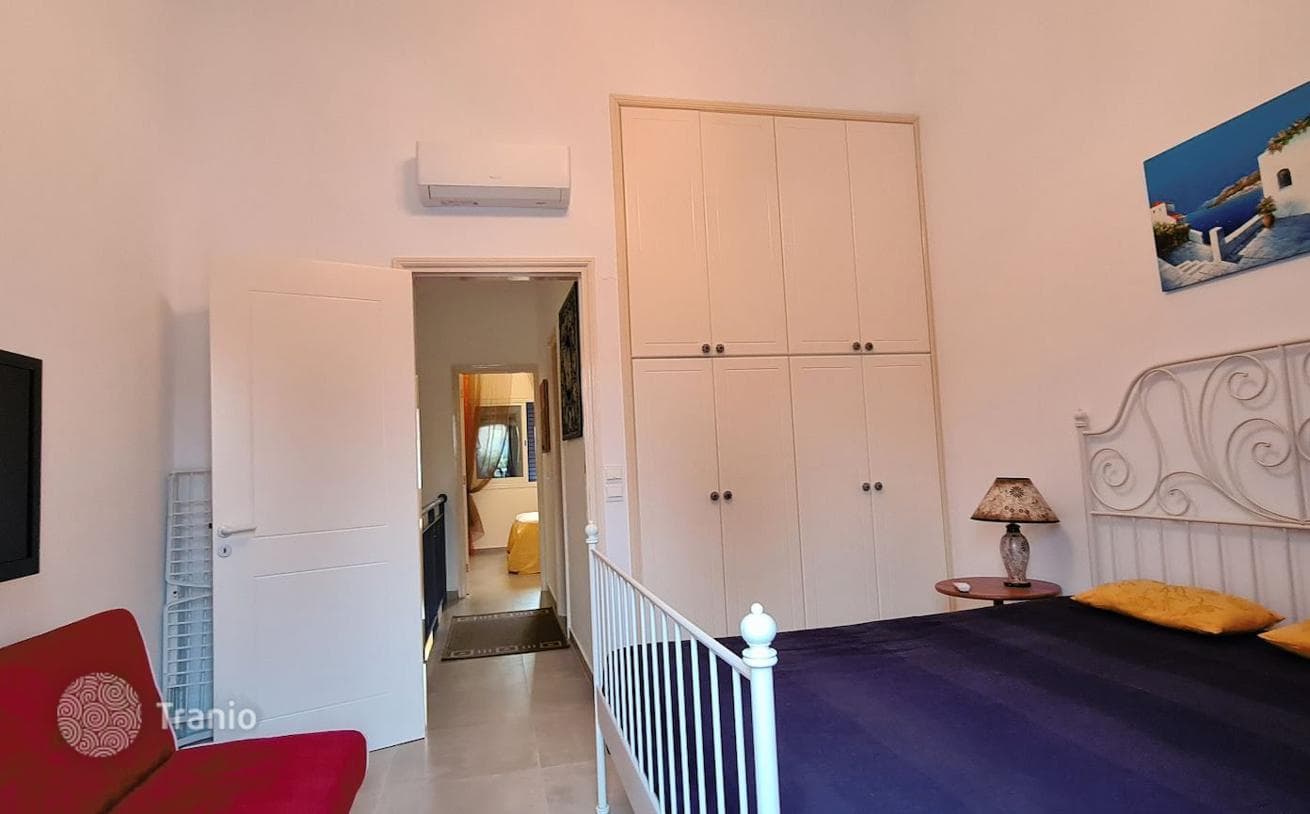 1-Bedroom Townhouse in Kato Paphos, photo 2