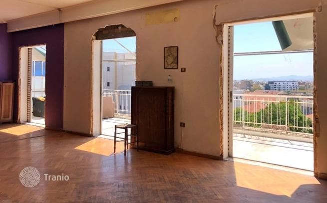 Penthouse for Renovation in Central Athens