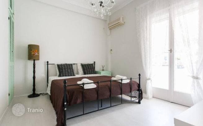 Studio Penthouse with Large Terrace in Athens