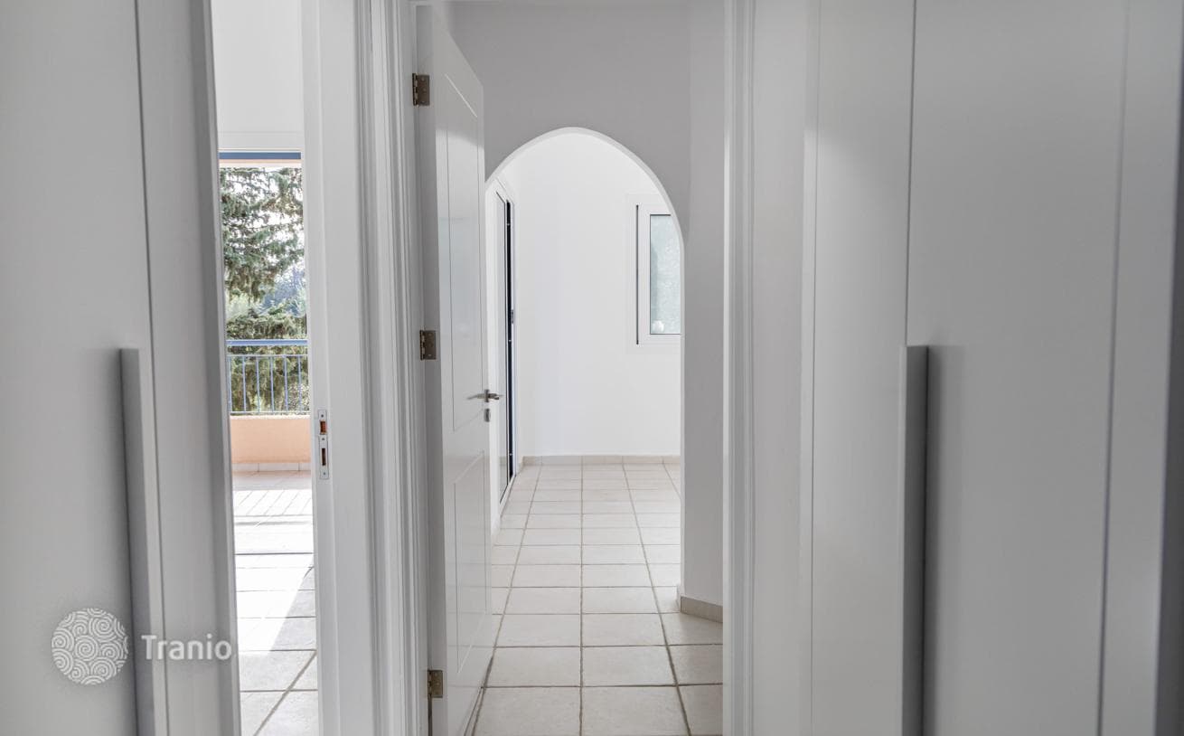 2-Bedroom Penthouse in Kato Paphos, Paphos, photo 2