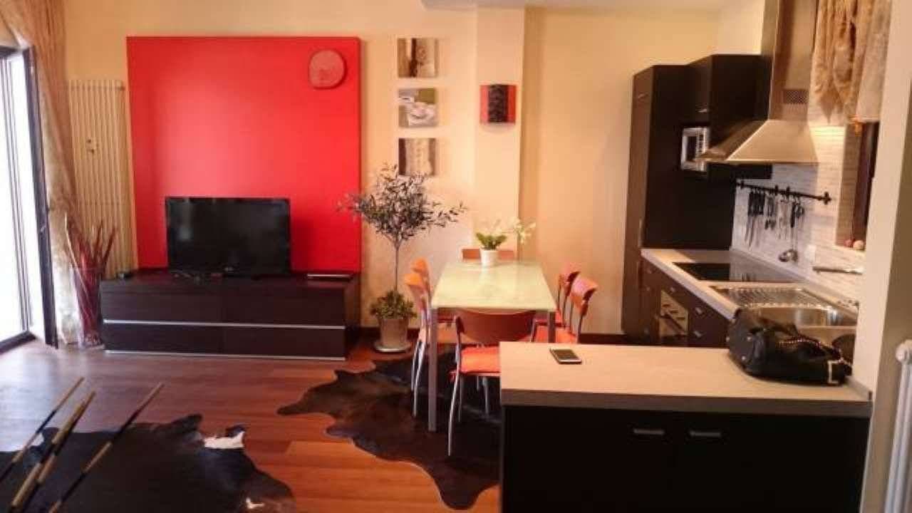 Квартира в Кампионе-д'Италия, Италия, 65 м², фото 2