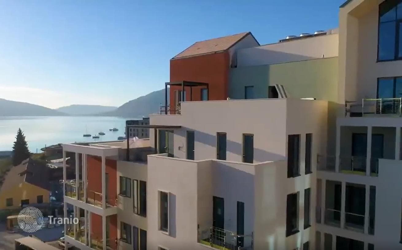 1-Bedroom Penthouse with Bay View in Tivat, photo 4