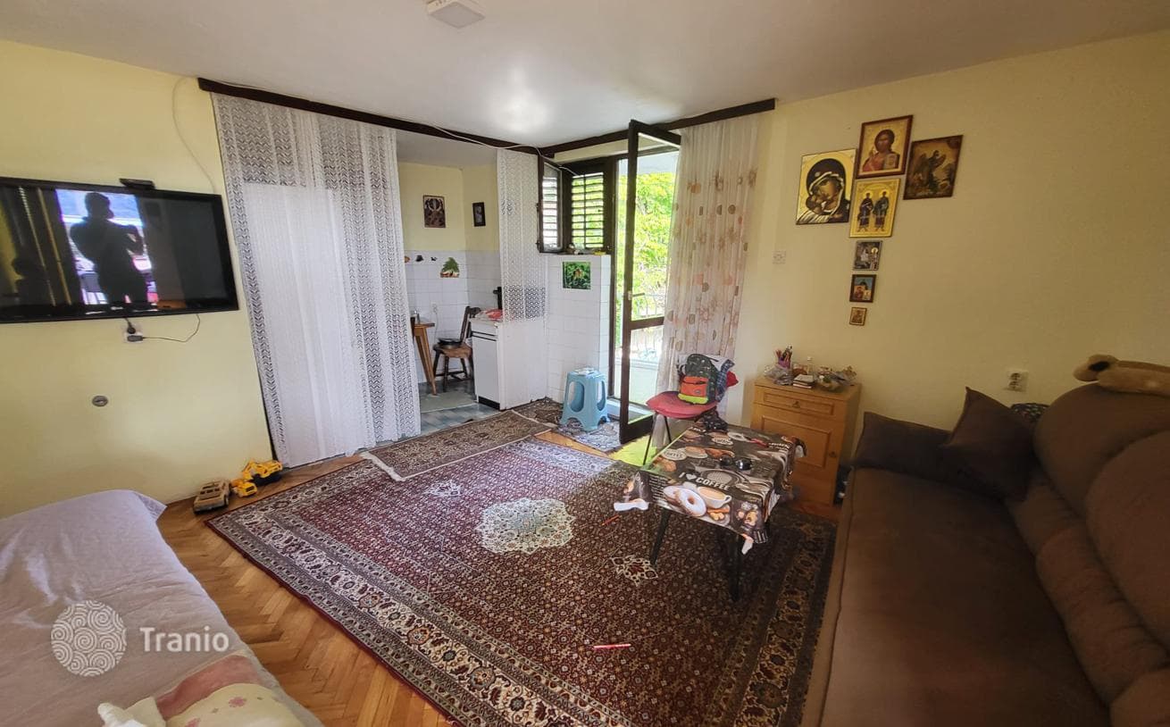 2-Story 5-Bedroom House near the Sea in Sutomjore, Bar, photo 5