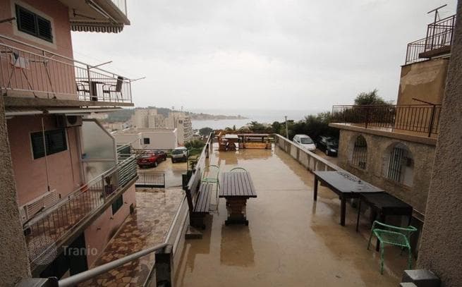 6-Bedroom House 291 m² in Makarska, Dalmatia, photo 3