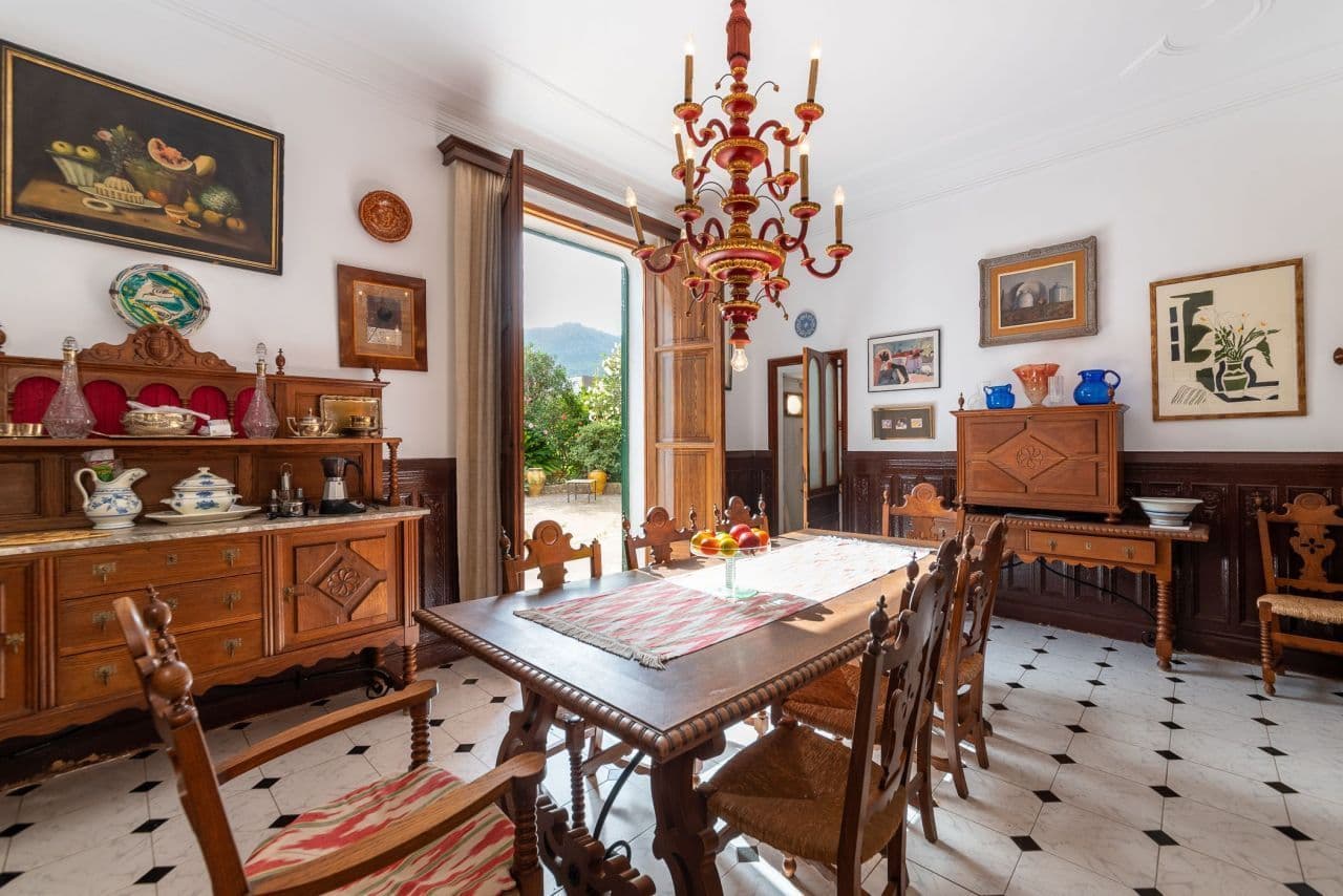 7-Bedroom Townhouse in Andratx