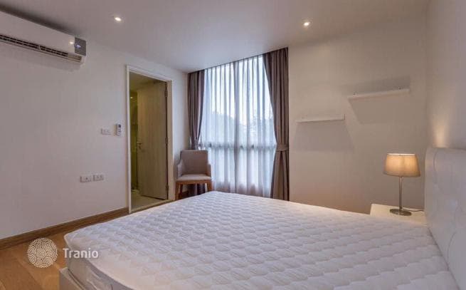 2-Bedroom Condo in Watthana, Bangkok, photo 2