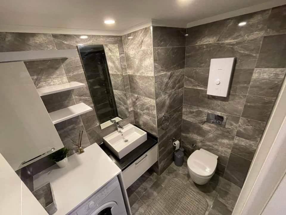1-Bedroom (1+1) Apartment in Mahmutlar, Alanya, photo 3