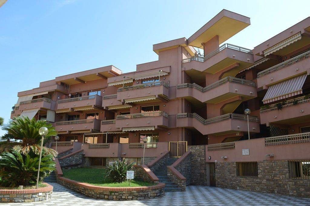 Апартаменты в Империи, Италия, 70 м², фото 3