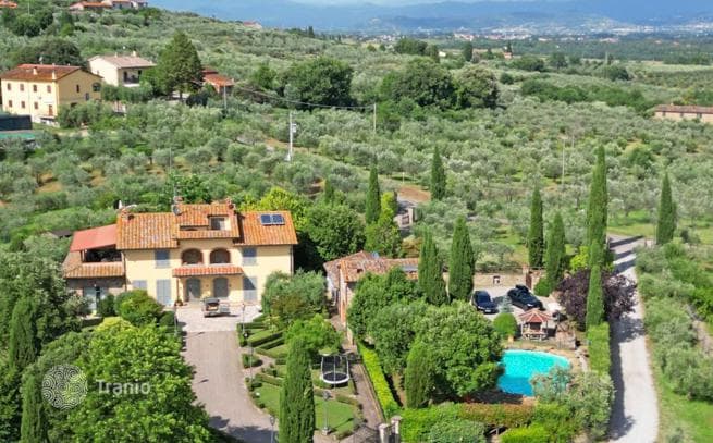 9-Bedroom Villa in Civitella in Val di Chiana, photo 5
