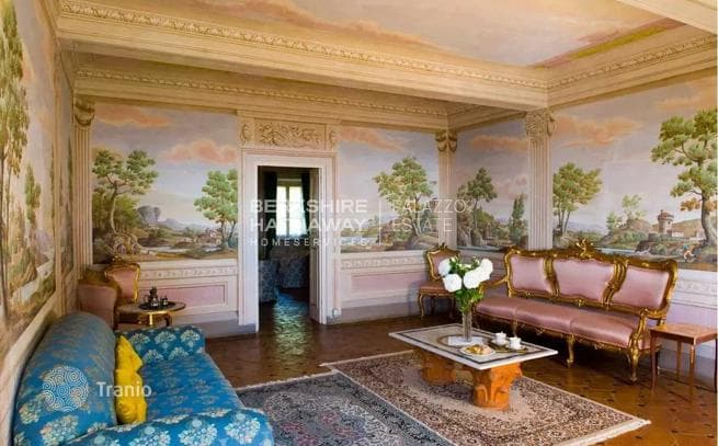 8-Bedroom House in Pietrasanta, Italy, photo 5