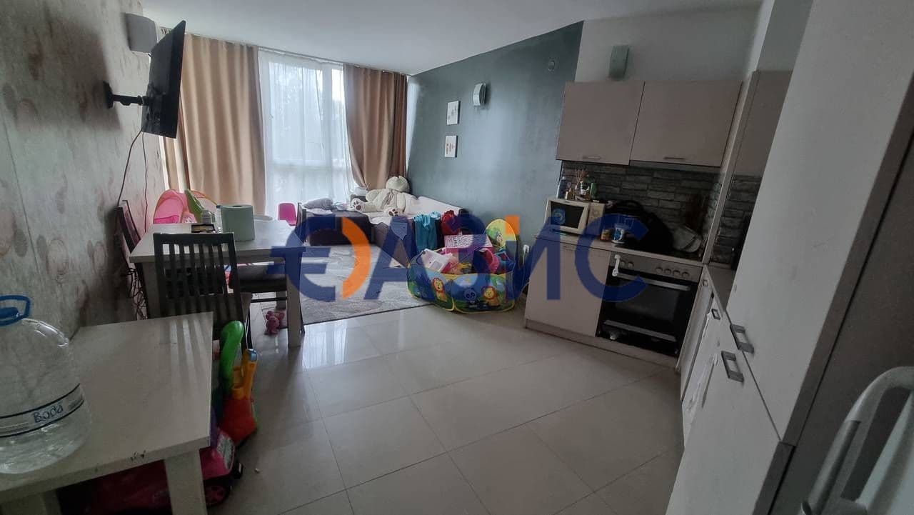 2-Bedroom Apartment in Sarafovo, photo 3