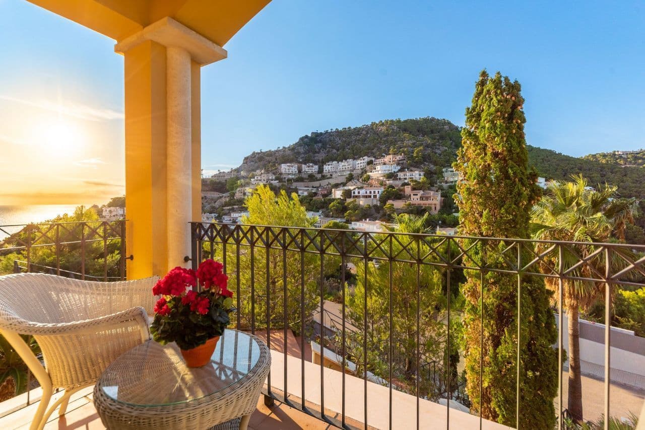 2-Bedroom Apartment in Andratx
