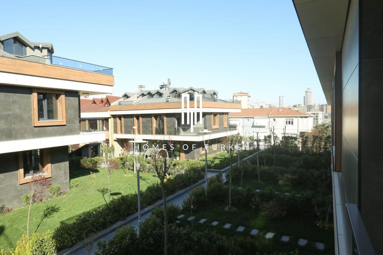 4-Bedroom Penthouse in Istanbul, photo 4