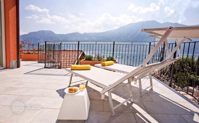 3-Bedroom Villa with Lake Como View and Shared Pool in Sala Comacina, photo 4