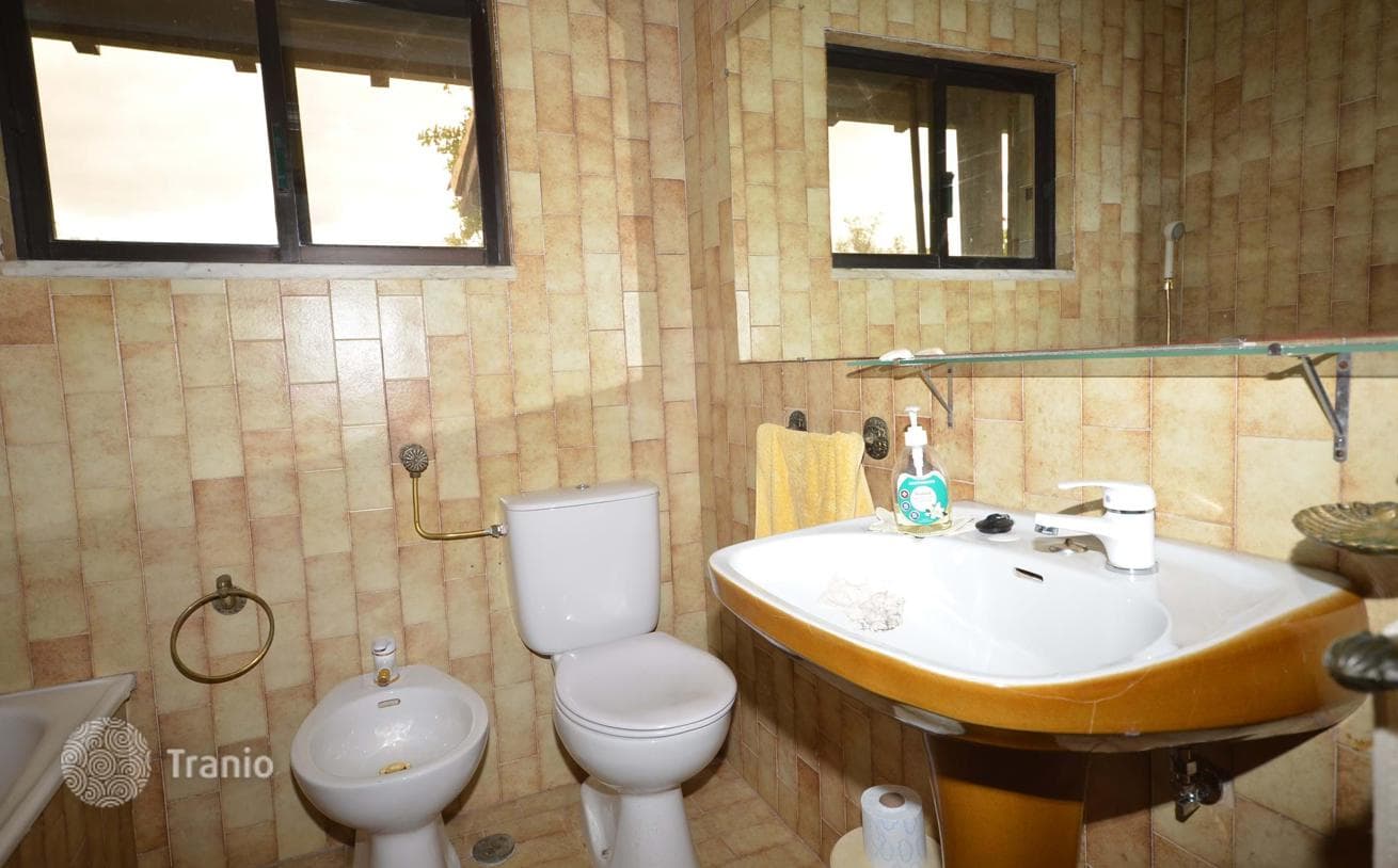 2-Bedroom Villa in Faro, Portugal, photo 5